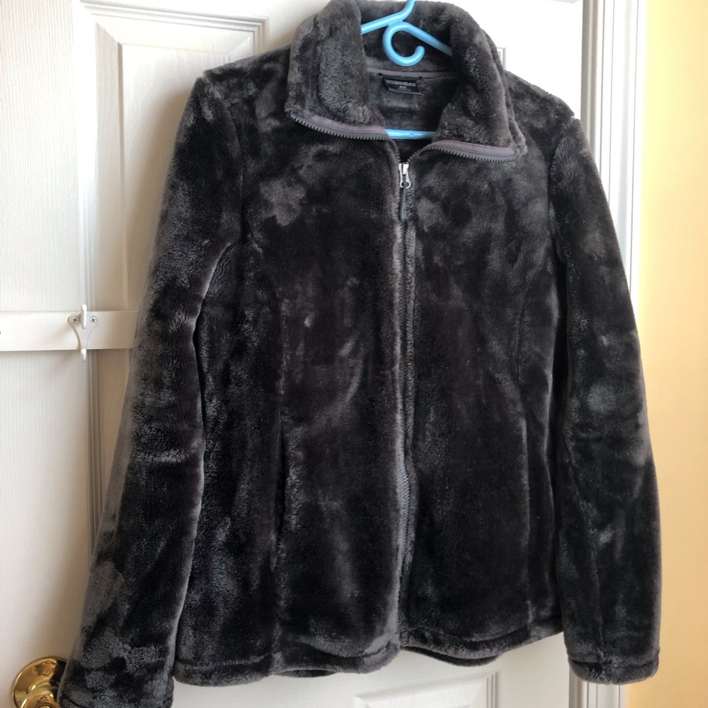 32 Degrees Heat Gray/Shadow color jacket (women’s M), Preowned!!